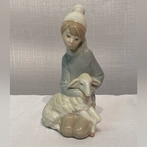 Vintage LLADRO Hand Made in Spain 1969 Shepard Boy with Lamb  #4676  6"Tall